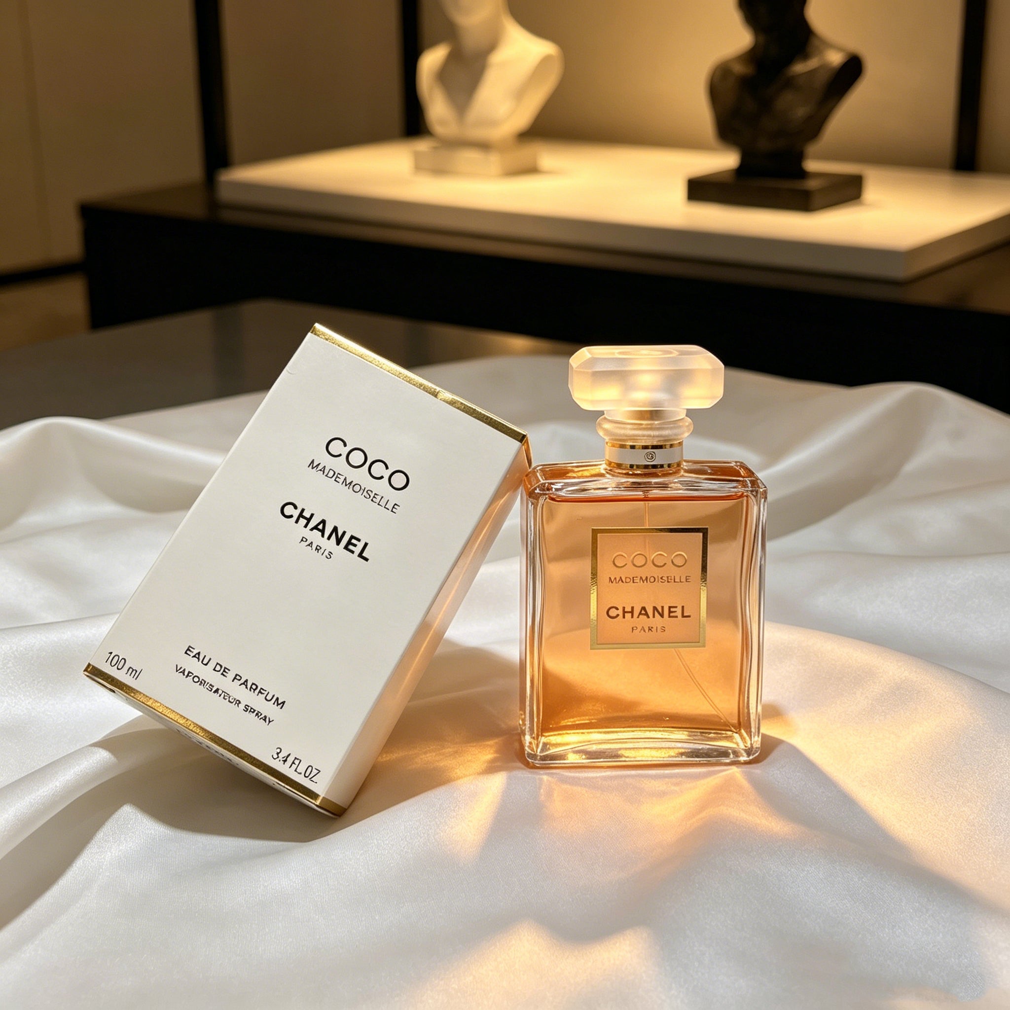 Chanel Coco Mademoiselle Eau de Parfum for Women, Long Lasting Classic Amber Floral Fragrance Luxury Perfume Spray Gift for Date Wedding Birthday