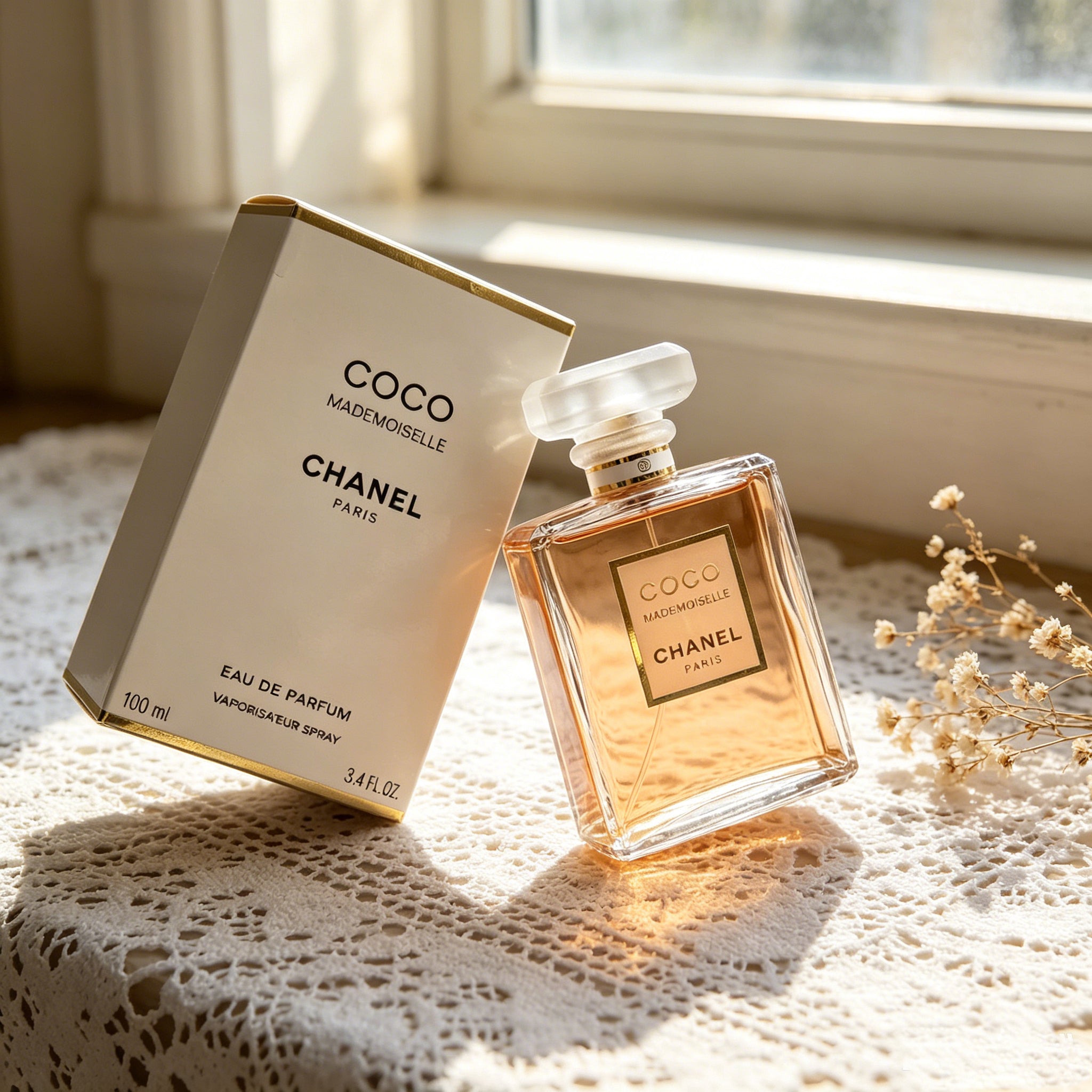 Chanel Coco Mademoiselle Eau de Parfum for Women, Long Lasting Classic Amber Floral Fragrance Luxury Perfume Spray Gift for Date Wedding Birthday